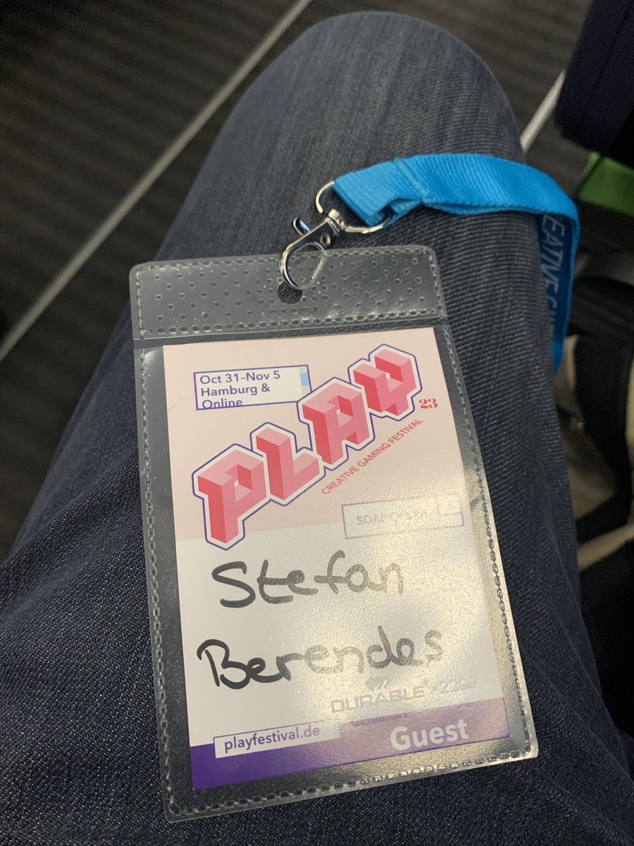 schreppybroepke's tweet photo. Leaving Hamburg &amp; the @_PLAYfestival is always both: That sinking feeling of a great thing ending AND the joy of having discovered fantastic new games, ideas &amp; people. Many thanks to the festival team for a brilliant event! See you all at PLAY24! 🎮👍
#PLAYliebe https://t.co/t4b6lmTRpa