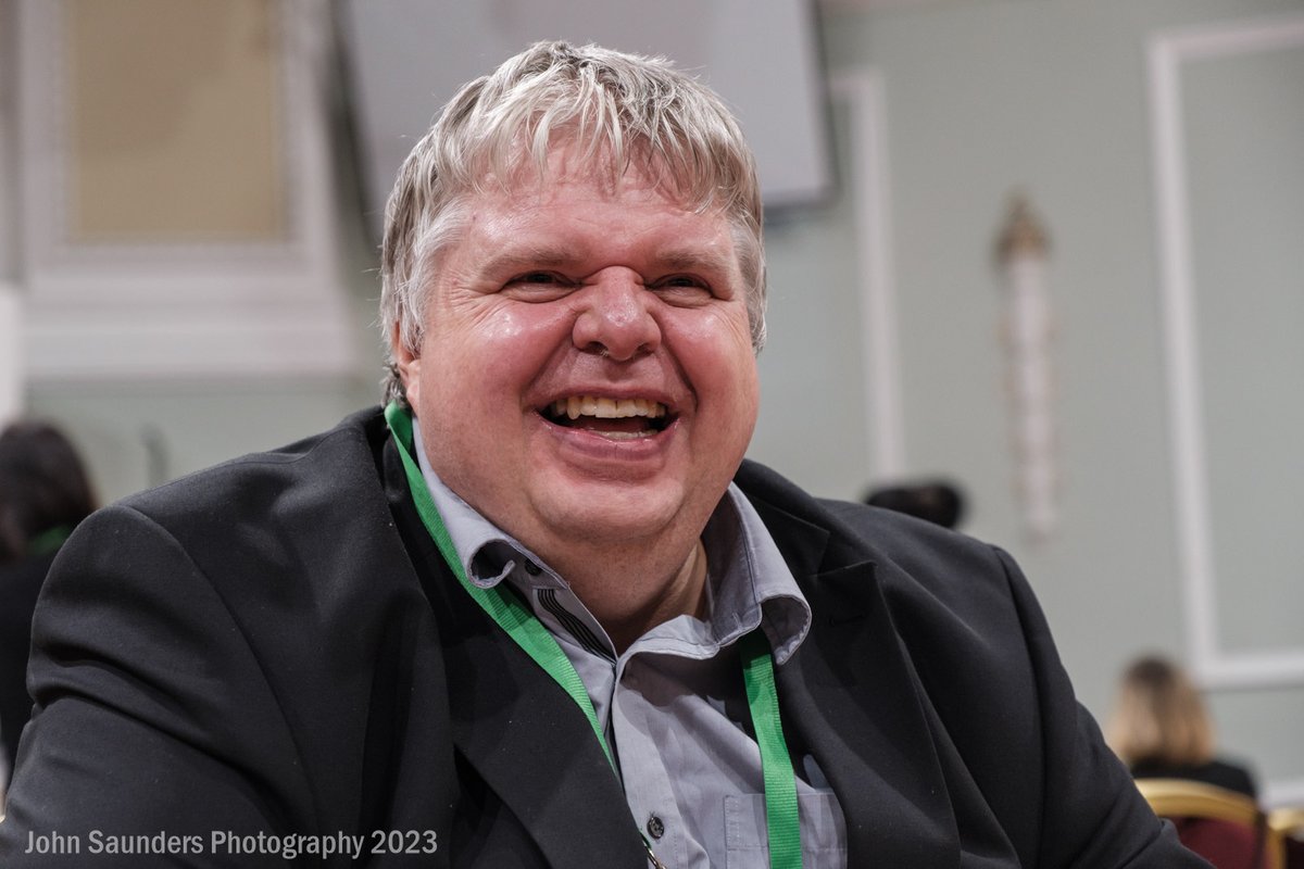 John Saunders tweet media