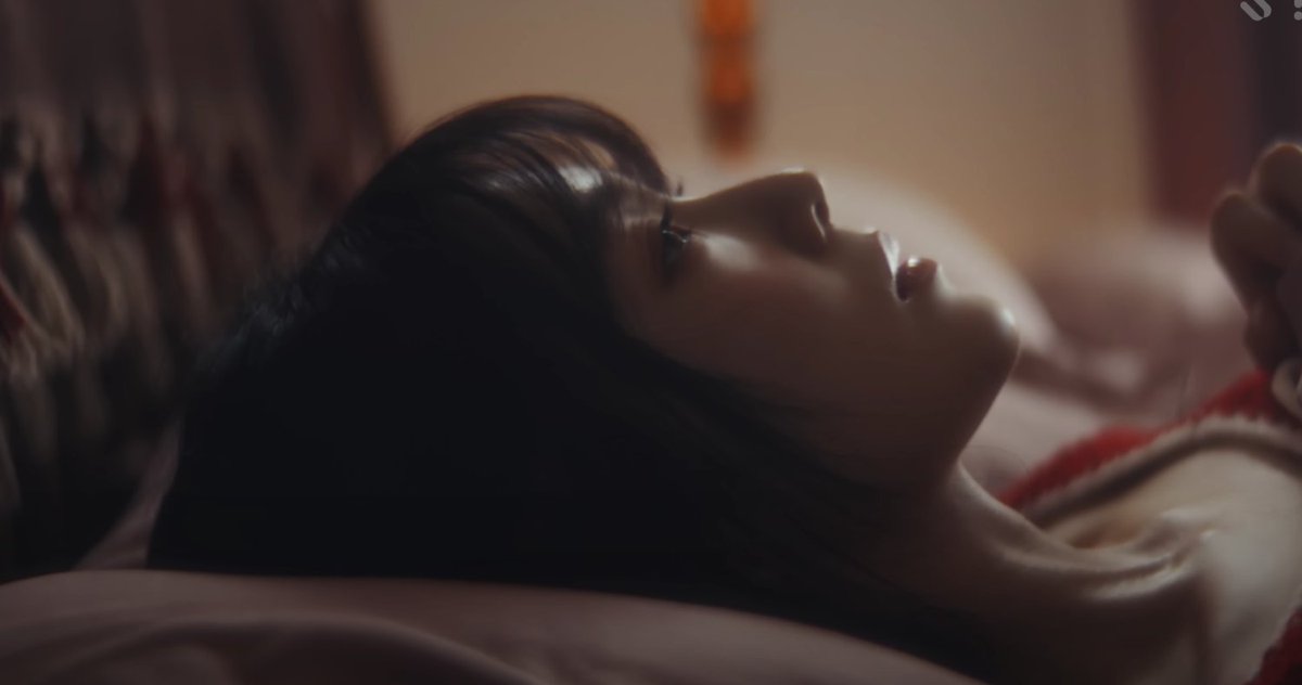 picsofirene's tweet photo. HER GORGEOUS SIDE PROFILE https://t.co/arQKBMQTkg