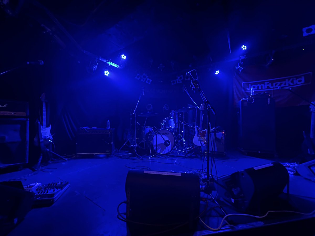 akirio08's tweet photo. 圧倒的Enfants!!圧倒的松本大!!
生きててこんなに心が動くことってあるのか?って毎回思うし最高に楽しいのにうわーってなって泣いてしまうんだよな、、JamFuzzとtwentiesもかっこよかったー🥰よき企画をありがとうございました✨
#Enfants
#GOATFEST https://t.co/OlCOupmjOe