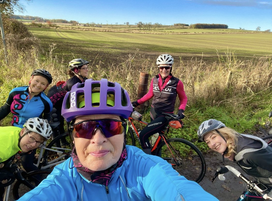lorrrlane's tweet photo. Perfect November day for a ride 🤩 https://t.co/MhjPezBHWm