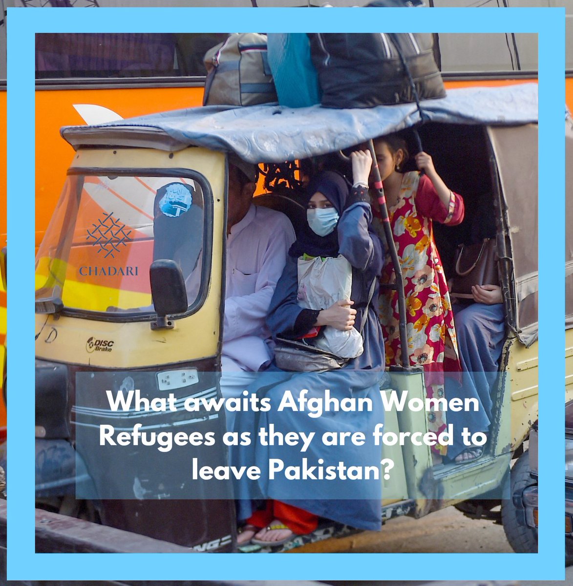 1.7 M #AfghanRefugees including women who sought refuge from Taliban are forcefully being deported from Pakistan. No education & job, removal from public spheres, safety threats and constraints on movement are among challenges that await #AfghanWomen refugees. 📷Rizwan Tabassum