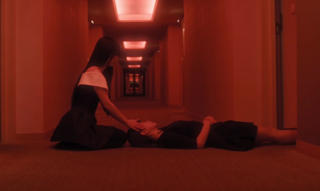 picsofirene's tweet photo. american horror story's new season: chill kill https://t.co/BXLtxkvfWM