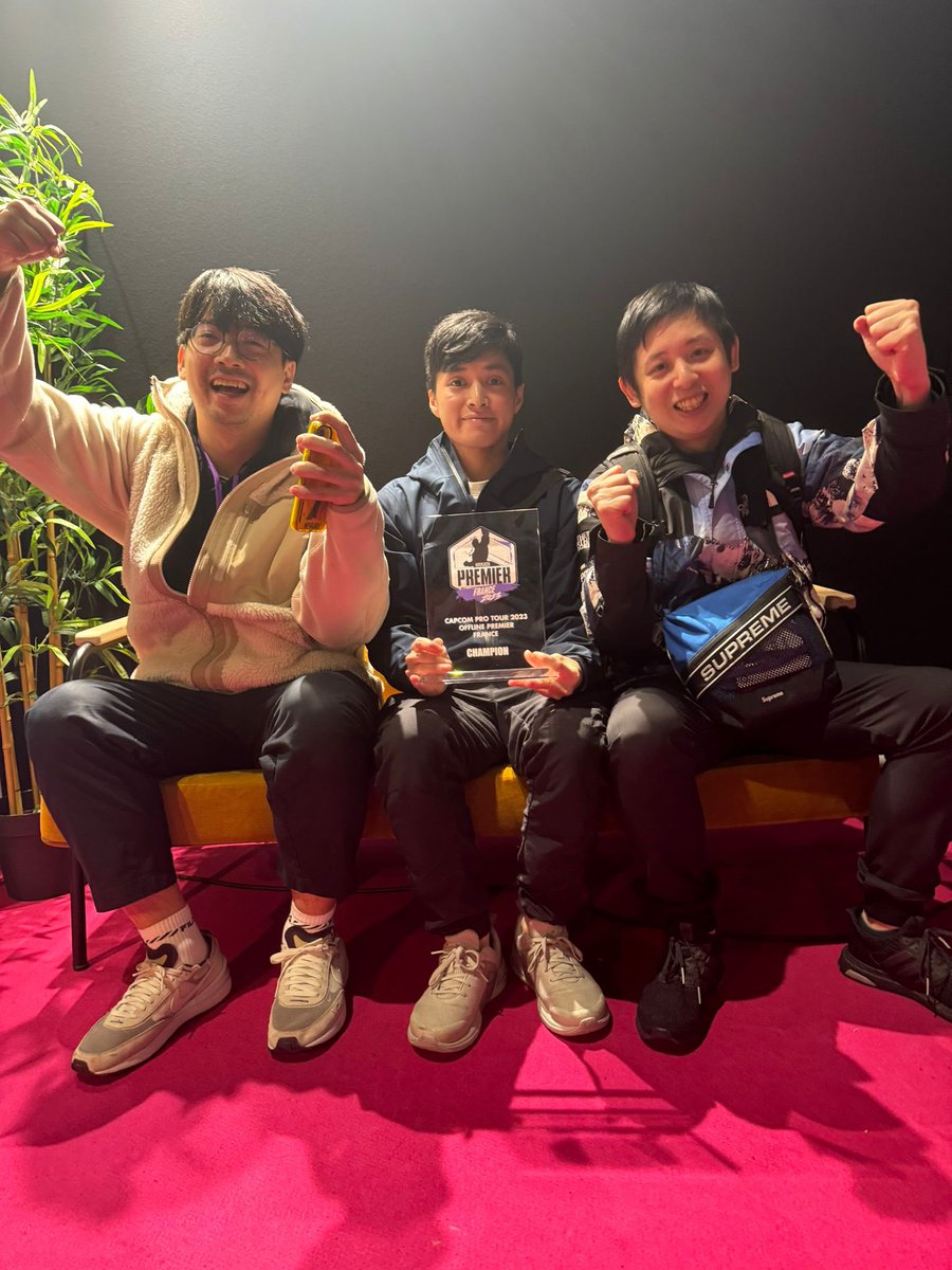 Chris Wong tweet media