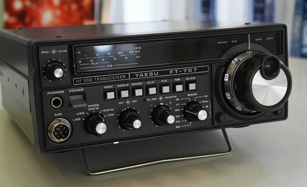 Yaesu FT-707 HF Transceiver