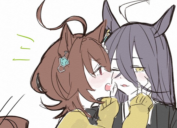 表情固め頬ムニムニしてる時の口大好きなのでスタブロ大喜びしました 
