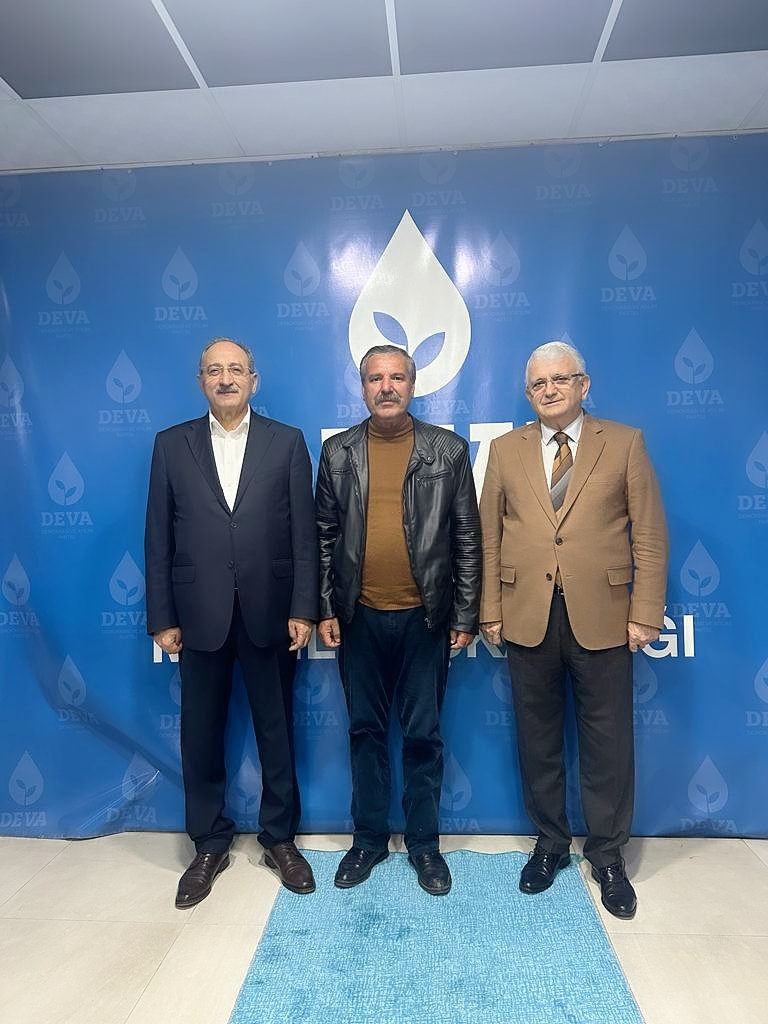 Değerli İstanbul Milletvekilimiz Sayın Dr <a href="/medeniylmz/">Dr. Medeni Yılmaz</a> ve Sayın Genel Başkanımız Ali Babacan ‘ın Danışmanı <a href="/keremaltun65/">Kerem Altun</a> beyefendiler partimizi Bizleri onure ettiniz