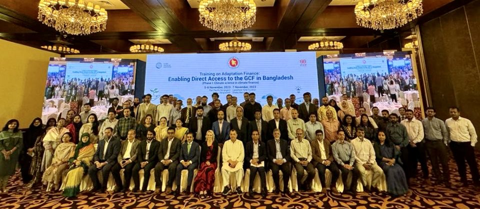 saberhc's tweet image. To mobilize funding of USD 230 billion between now and 2050 to implement its National Adaptation Plan, 🇧🇩 needs to explore and access all funding avenues, public and private, including GCF. Harmonization of climate finance with climate science needs significant capacity building.