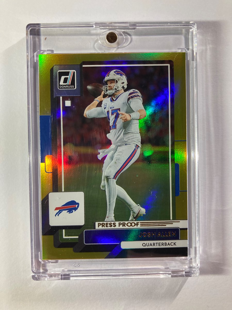 1218Sports's tweet photo. 🎁Appreciation Day Giveaway🎁

Winner Announced Wednesday

#BillsMafia

🔥Josh Allen Gold Press Proof Holo

To enter
1. Follow
2. Retweet
3. Like https://t.co/f9p8kuonFS