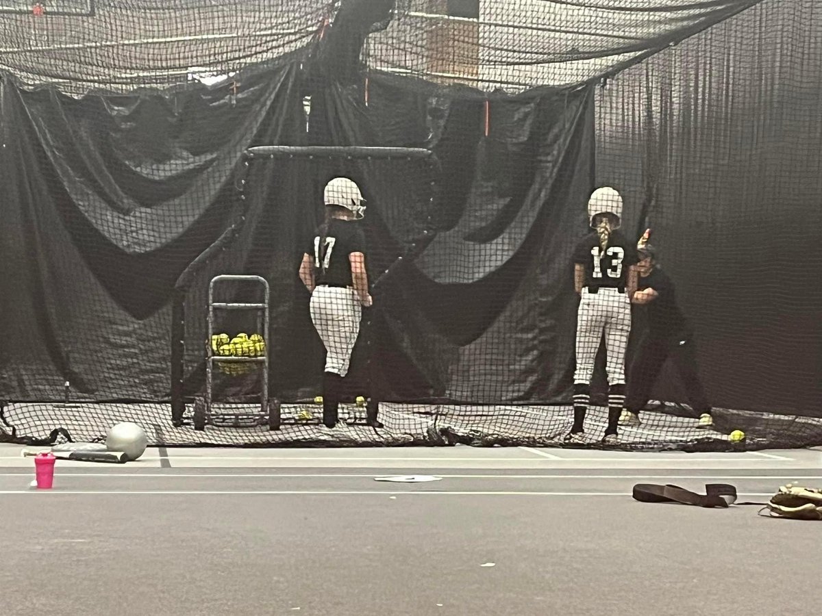 ThundercatSoftballWI tweet media