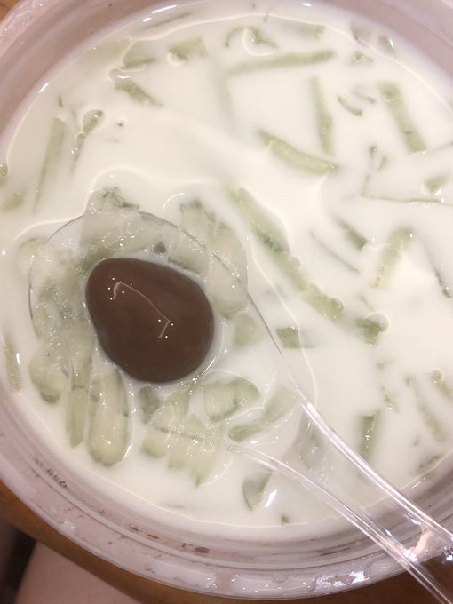 薄荷椰奶鸡蛋海石花糖水(ㆆ﹃ㆆ) 