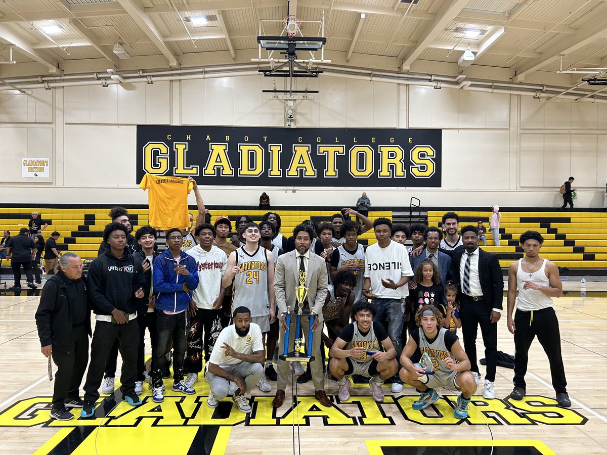 2023 JLW Tournament Champions

MVP #2 Noah Thomas 6’3 G so Chico, Ca

#13 Zach Broadous 6’4 G soLos Angeles, Ca all tourney

 #3 Marcellus Edwards 6’3 G Fr San Francisco, Ca all tourney

1st Annual 2023 John L Wagoner Classic Championship Coach
Keenan McMiller (5th year)