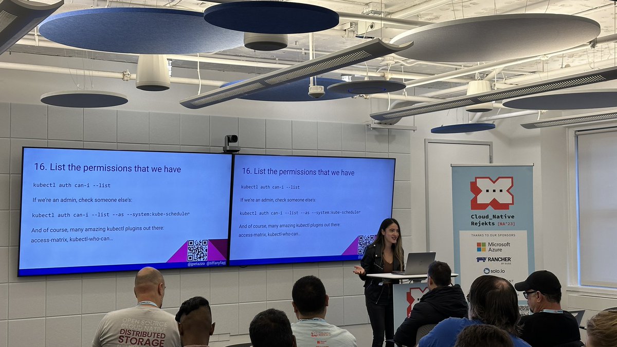 surajd_'s tweet image. .@tiffanyfayj talking about improving productivity with #kubernetes #kubectl