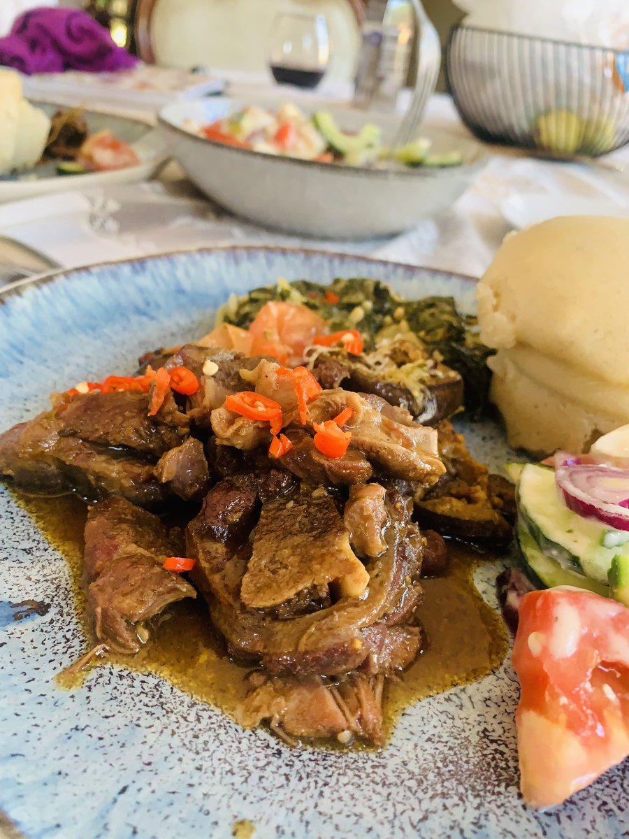 MmaOreo's tweet photo. For the food 🧘🏾♀️
#KingToomzMeals #KingToomzDiaries #MologadisCorner #Whoosa #ObserveAndBeQuiet https://t.co/mL38Xlb1Wl