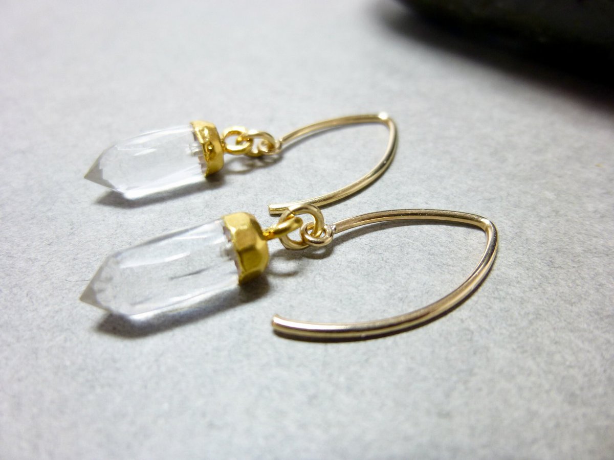 Dainty Crystal Quartz Points Earrings - 14K Gold Filled - Drop Earrings - Balances & Revitalizes - Gift for Her tuppu.net/19b6bd93 #EarthEnergyGemstones #Etsy #14kGoldFilled