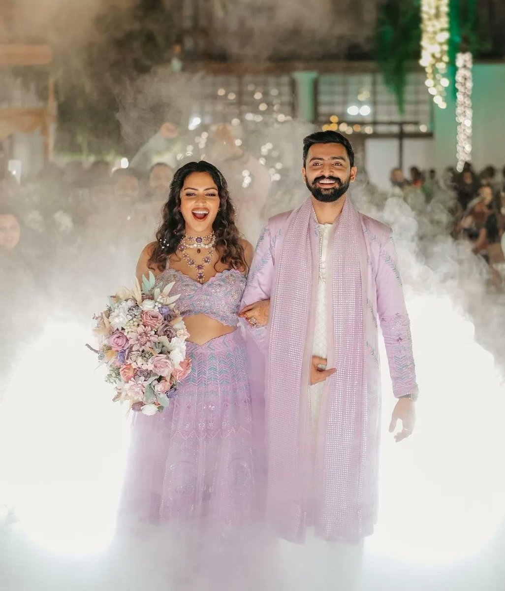 renflixmedia's tweet photo. Amala Paul shares her Magical Marriage captures🤩💞
#AmalaPaul weds #JagatDesai
📸-#MagicMotionMedia https://t.co/TpoE1NwtZk