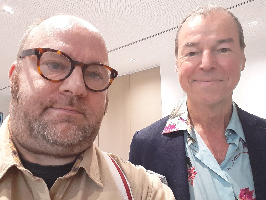 mixcloud.com/jan-albert-mic… #horsteckert <a href="/PenguinRandomDE/">Penguin Random House Verlagsgruppe</a> <a href="/HeyneVerlag/">Heyne Verlag</a> <a href="/penguinrandom/">Penguin Random House 🐧🏠📚</a> <a href="/Duesseldorf/">Stadt Düsseldorf</a> <a href="/stadtbueduedorf/">Stadtbüchereien Düsseldorf</a> <a href="/StreamD_Radio/">StreamD Radio</a>