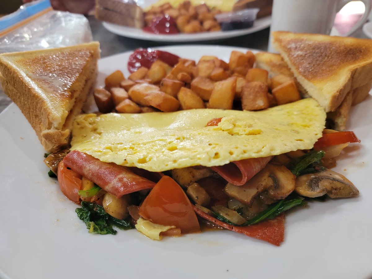 cormula1's tweet photo. @cormula1  My Vegan Breakfast At My Favorite Breakfast Restaurant. Food+Art Cafe In Whitby, Ontario https://t.co/6qt1vy8hYs
