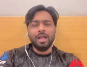 Shekhar499's tweet photo. If you are done celebrating the one sided victory, spare some thoughts for my brothers Avinash Aryan and Himanshu Pareek.

Babar just called him and they were crying inconsolably.

More strength to my Pakistani brothers.

#DattKePakistani | #INDvsSA https://t.co/Vf5viN20Ip