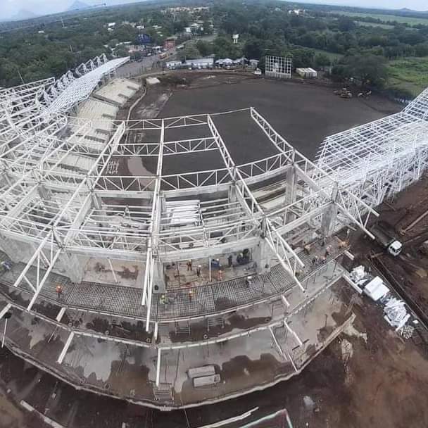 Galería Fotográfica de la construcción del Nuevo Estadio de Béisbol🏟 que se está construyendo en León 😍🤩

#LeonRevolucion #Nicaragua #PLOMO19 #RedFSLN #beisbol <a href="/CarlosEmilioDH/">Carlos Emilio Lopez</a> <a href="/BERINGESQUIVEL/">Bering Esquivel</a> <a href="/NicaSoberana/">Tania la nica soberana</a> <a href="/DrSuazo915/">𝙎𝙪𝙖𝙯𝙤 ☭✊🏻🇵🇸</a> <a href="/tincho210/">🆃🅸🅽🅲🅷🅾️✌️</a> <a href="/MarthaLorenaGu7/">Martha Lorena Guido</a> <a href="/jguevaraNic/">AИTOИIO ⅁UƎVAЯA❤🖤✌🏽🇳🇮</a> <a href="/ActualidadRT/">RT en Español</a>