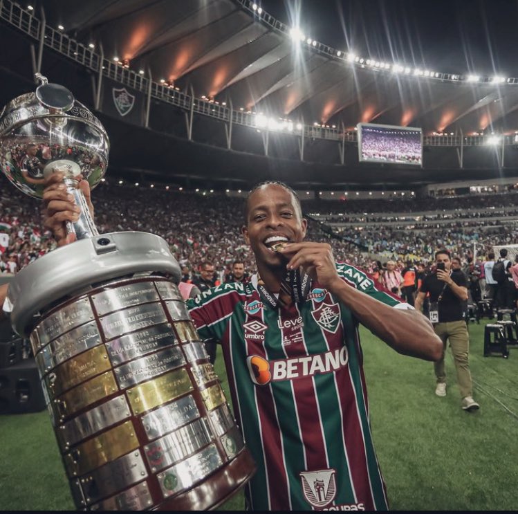 BrazOTricolor_'s tweet photo. As duas assistências mais importantes da história.

Kenaldinho. https://t.co/BDcBSYrHBp