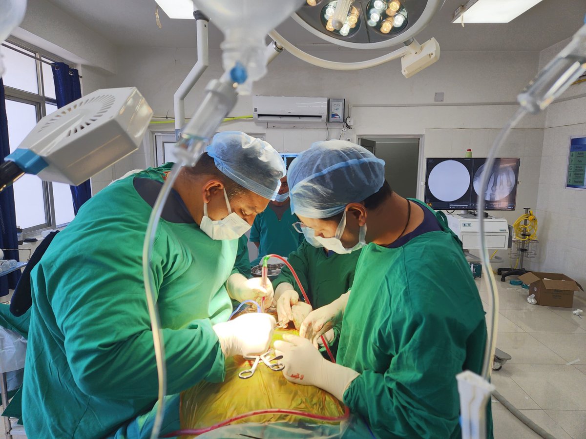 arunachaltimes_'s tweet image. A #spinal_surgery was successfully performed on a 42-year-old male patient for the first time at KDS District #Hospital in #Tawang on Sunday.
