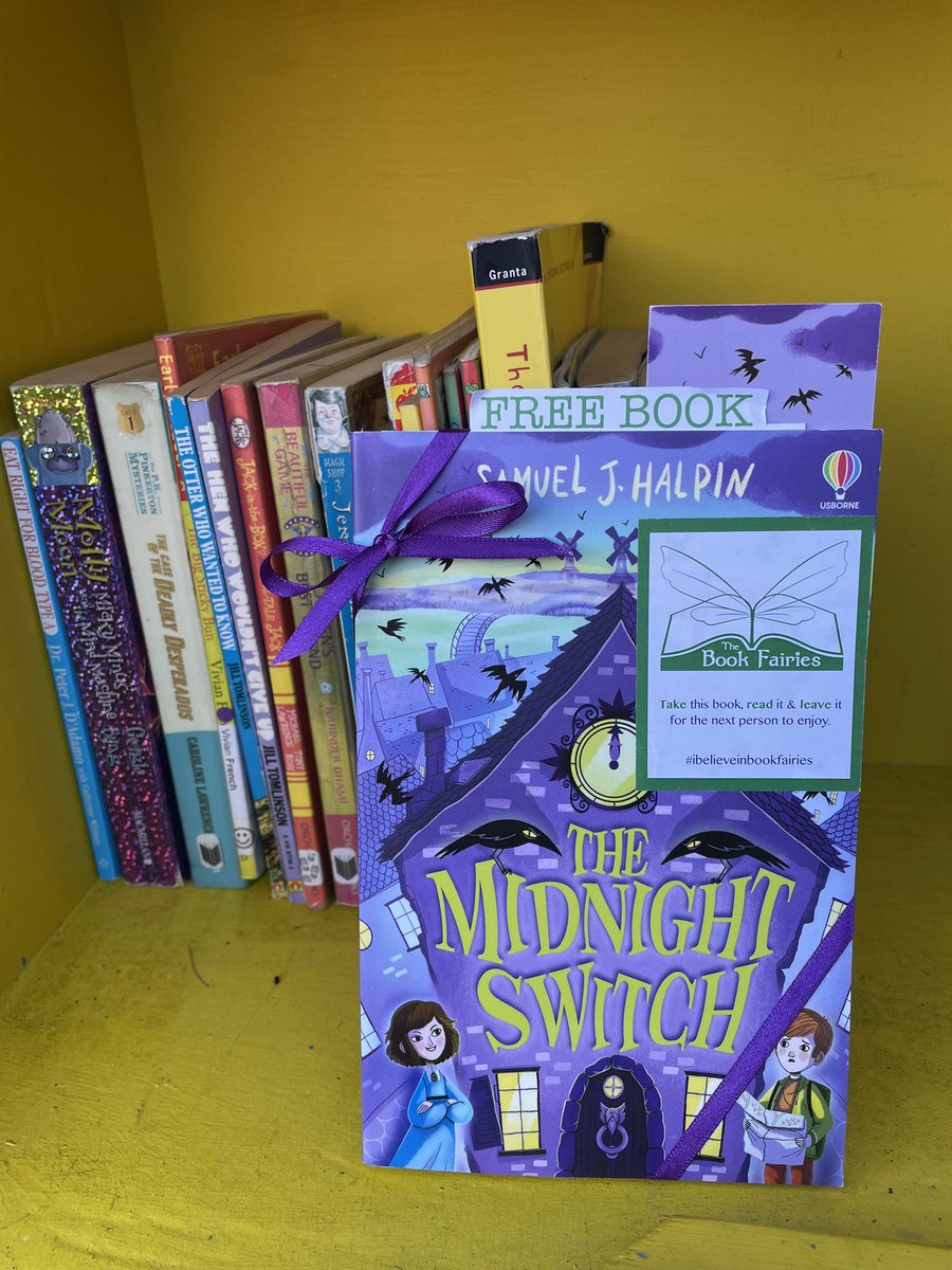 The Book Scaries are celebrating some great reads! Who will be lucky enough to find this fun and thrilling book - #TheMidnightSwitch, by #SamuelJHalpin in #Edinburgh?

#ibelieveinbookfairies #TheBookScaries #TBFUsborne #KidsBooks #UsborneBooks #bookfairiesedinburgh #morningside
