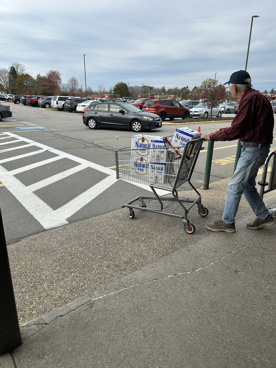 Chuck McMahon tweet media