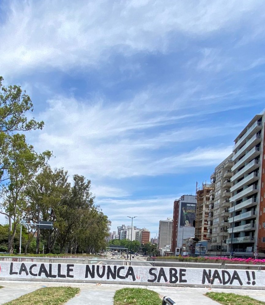jjavierdeleon's tweet photo. Las nubes pasan y ...... https://t.co/51J1Ado5mO