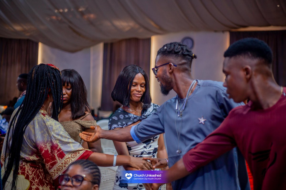 DcYouthChurch's tweet photo. Welcome to the Church unleashed family!! 🤗🤗

@ni_anna_

@v.a.l.ou.r

@nmesoma_israel

@machala3

@chukwuemeka_joy

We're glad to have you worship with us this Sunday!

#10xPraise
#churchunleashed 
#dominioncityyouthchurch https://t.co/yHIGkYuJnI