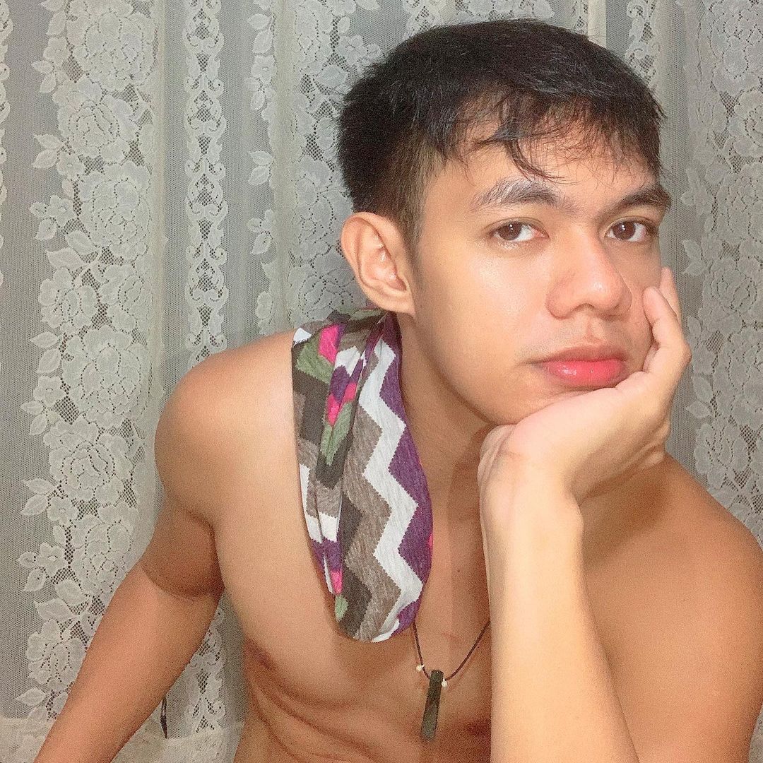 ArgaaGay's tweet photo. Boleh kenalan ga? 

#GayJogja #GayIndonesia #gaylokal https://t.co/lBa5UV3UiO