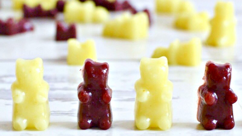 Unbeelievable's tweet image. Immune system supporting sugar free gummy bears with real fruit &amp;amp; a secret ingredient mixed in.🐻  

RECIPE: unbeelievablehealth.co.uk/bee-prepared-i… #immunity #parentingtips #ukbloggers #pbloggers