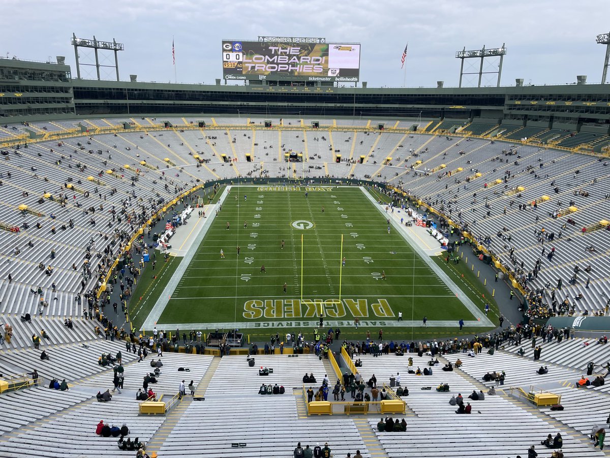 Game day! Let’s go, Pack! ⁦<a href="/packers/">Green Bay Packers</a>⁩ #TitleTown
