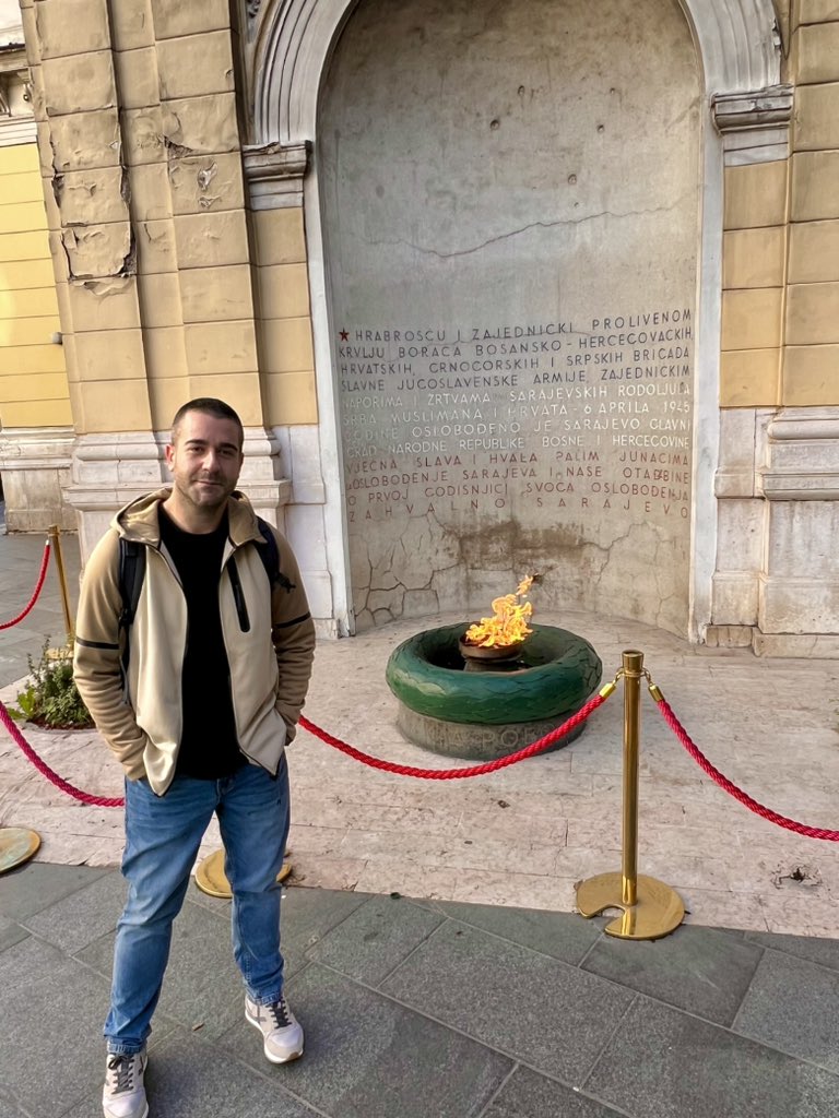 Nebur88's tweet photo. Sarajevo 🇧🇦 Bosnia y Herzegovina #Vacacione23 #Turismo #Culturas #NoALaGuerra #Intensitos #AúnQuedanHuellasDelPasado https://t.co/YW7TA54Oam