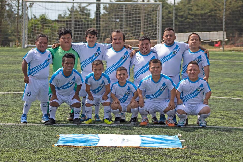 soy_502's tweet photo. 😡 CANCELAN VIAJE⎜La indignante razón por la que Selección de Talla Baja no irá al Mundial de Argentina

https://t.co/TmdWSNgYt9 https://t.co/vPCPWj6s0E