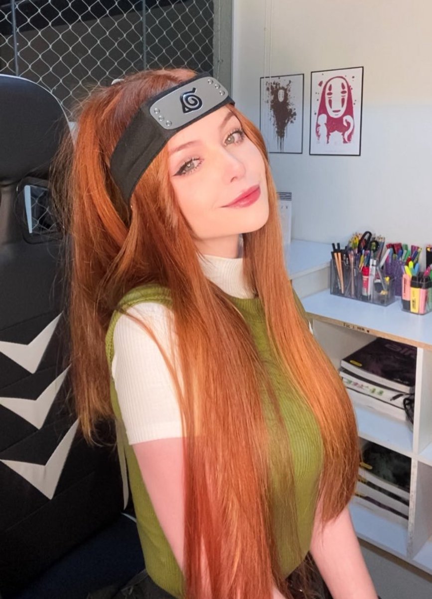 mds achei as fotos do meu cosplay de kushina