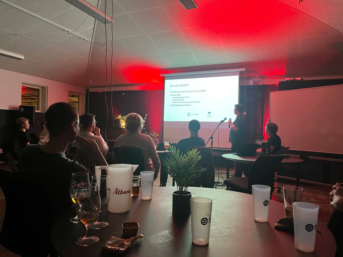 SDU_PhD's tweet image. Hi everyone! Thank you to all who participated in our Karaoke event. You all made it a memorable night! Stay tuned for our upcoming events. Don&apos;t forget to tag your friends and let them know they don&apos;t want to miss out.

#SDU #PAUSD #KaraokeNight #UniversityLife #Denmark #Event