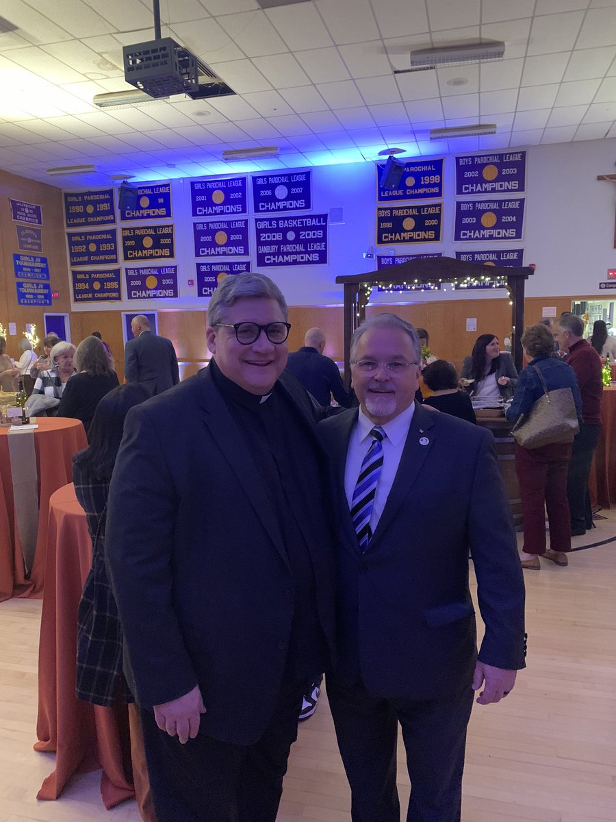 Mayor Dean Esposito tweet media