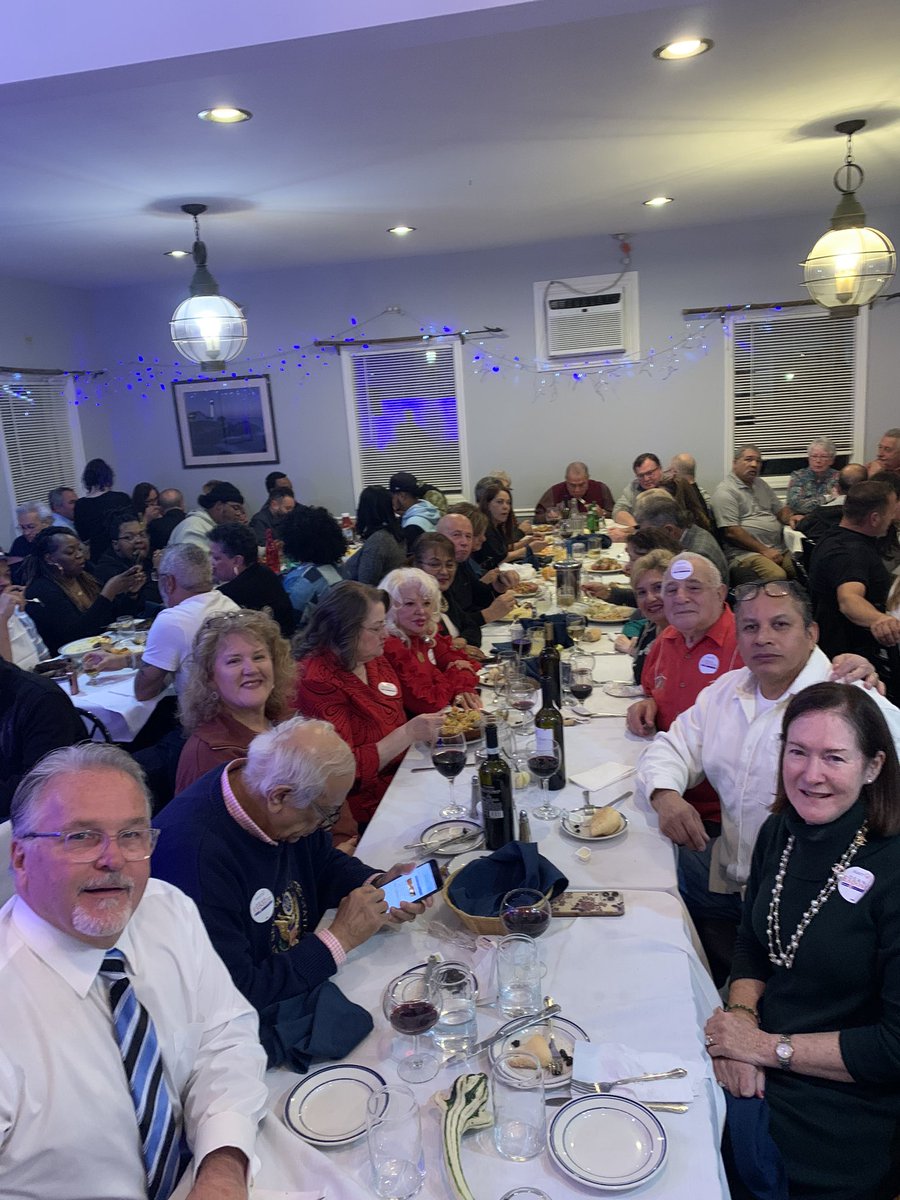 Mayor Dean Esposito tweet media