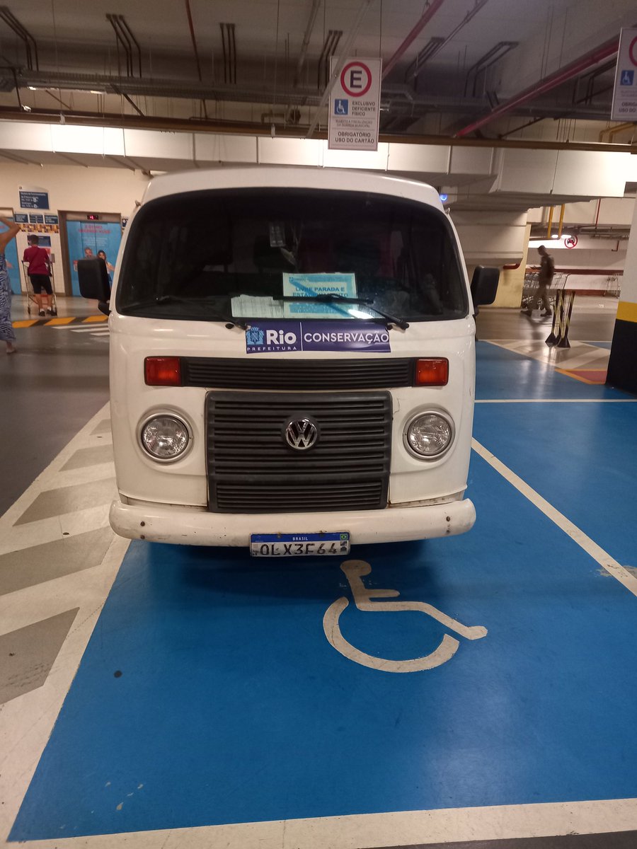 Alexandre T tweet media