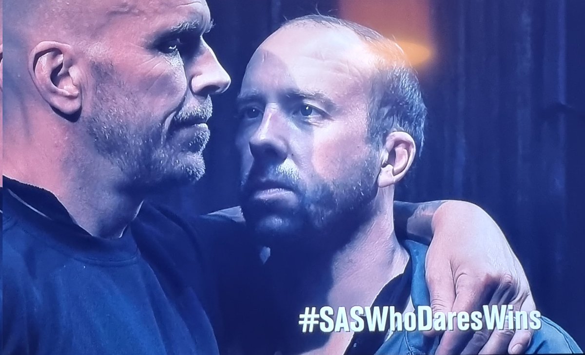 Matt Hancock would get everyone killed and still smirk and backchat at person who was  about to put a bullet in your head.
#SASWhoDaresWins