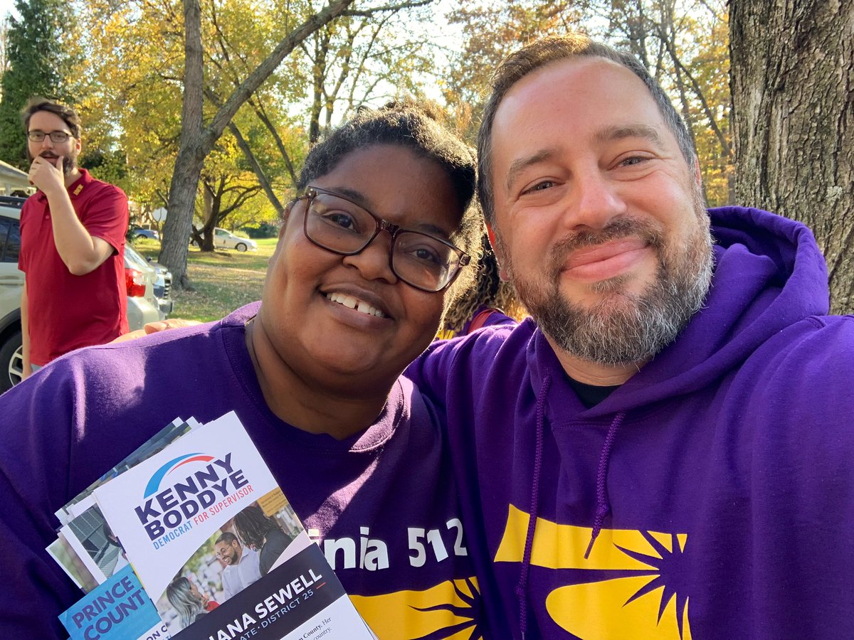 Broder512's tweet photo. Beautiful day to join @SEIUVA512 union members and mobilize working people to vote for candidates who will fight for good union jobs and justice for all Virginians! #UnionsForAll #GOTV #VoteTuesday https://t.co/QVZhImpmpt