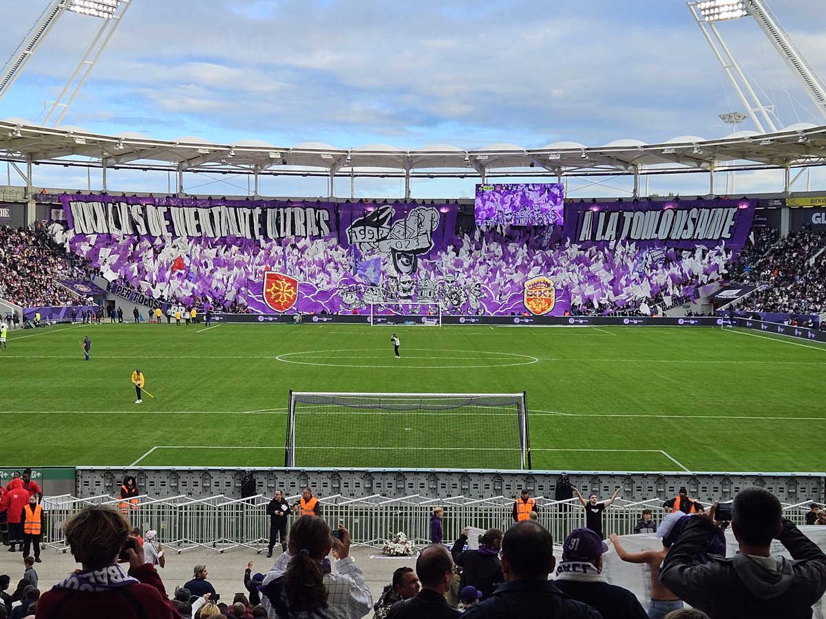 MERCI pour le spectacle en tribune les @NVDRS1993 un vrai GRAND MERCI ❤️❤️❤️ c'était exceptionnel