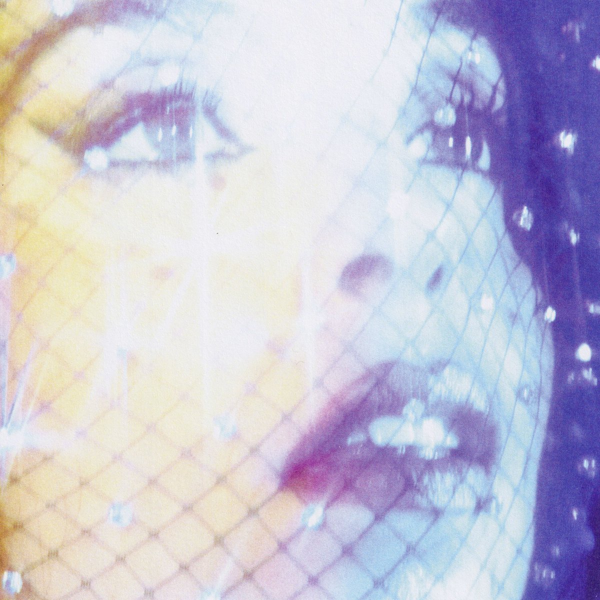 therubiew's tweet photo. Soleá Morente (@soleamorente) vuelve a servir excelencia con “Gitana María” de la mano de Guille Milkyway (@guillemilkyway). 
Se trata del segundo adelanto del quinto álbum de estudio de la cantante y estará producido por La Casa Azul (el proyecto musical, no el oso). https://t.co/WXr6MV2VBt