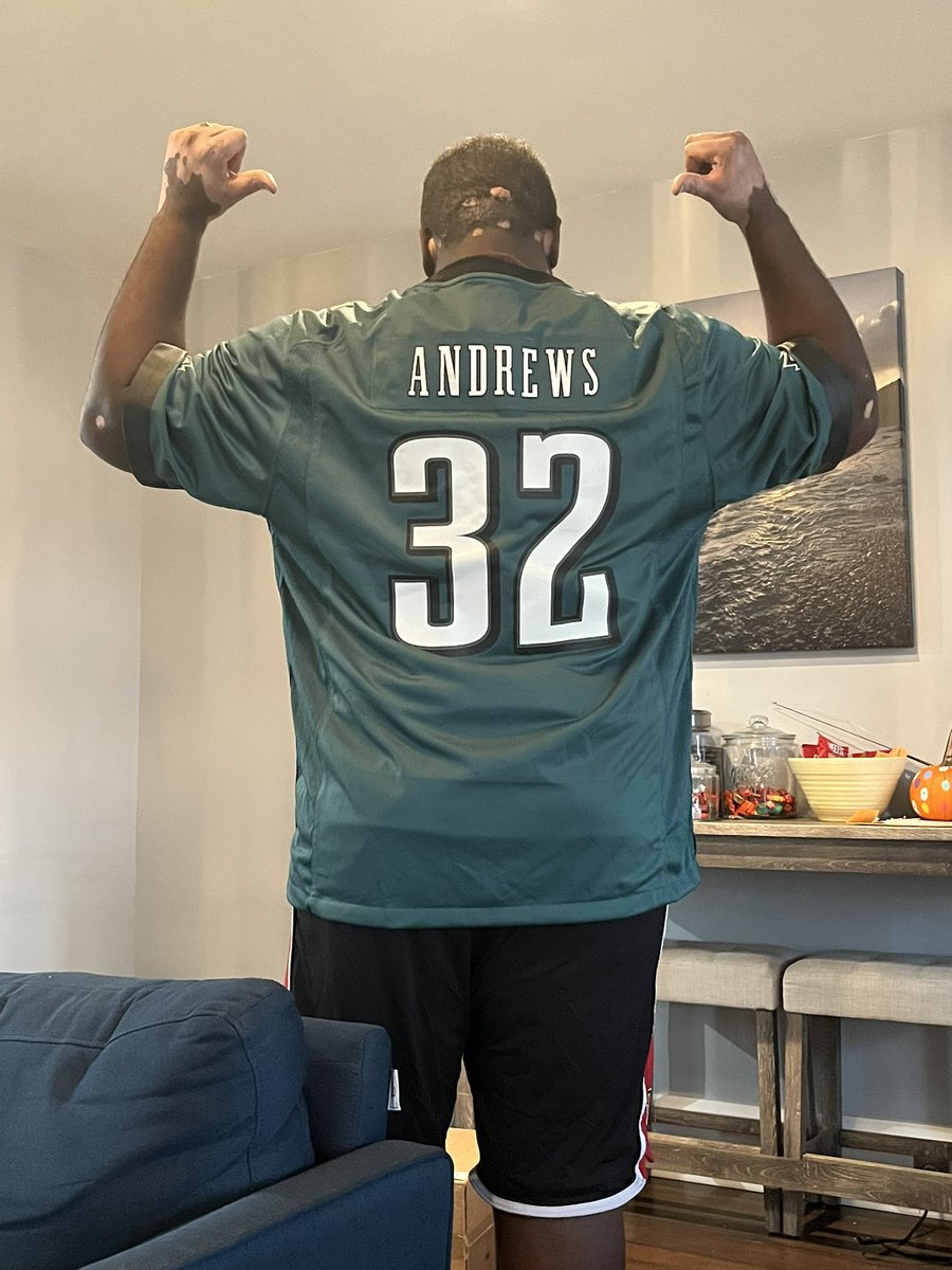 emiliaandrews's tweet photo. Go Birds @Eagles 🦅🏈 https://t.co/4H3Ajc77FO