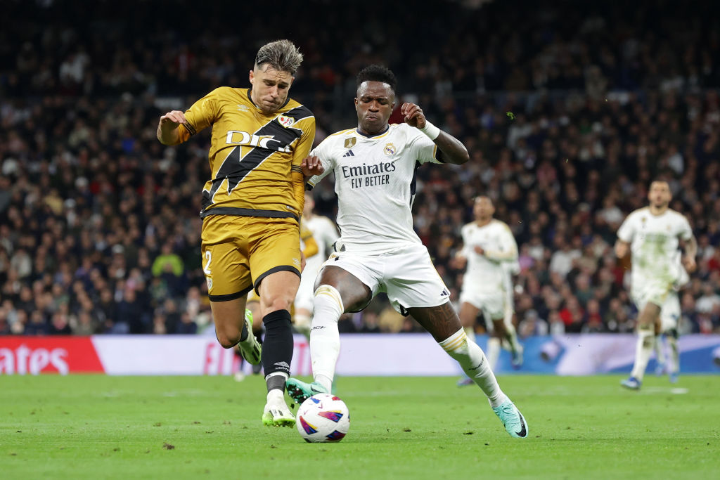 #LaLiga | ⏰ Al 77, el partido sigue cerrado y los de casa no pueden ante la muralla visitante. 

⚪️Real Madrid 0-0 Rayo Vallecano🟡