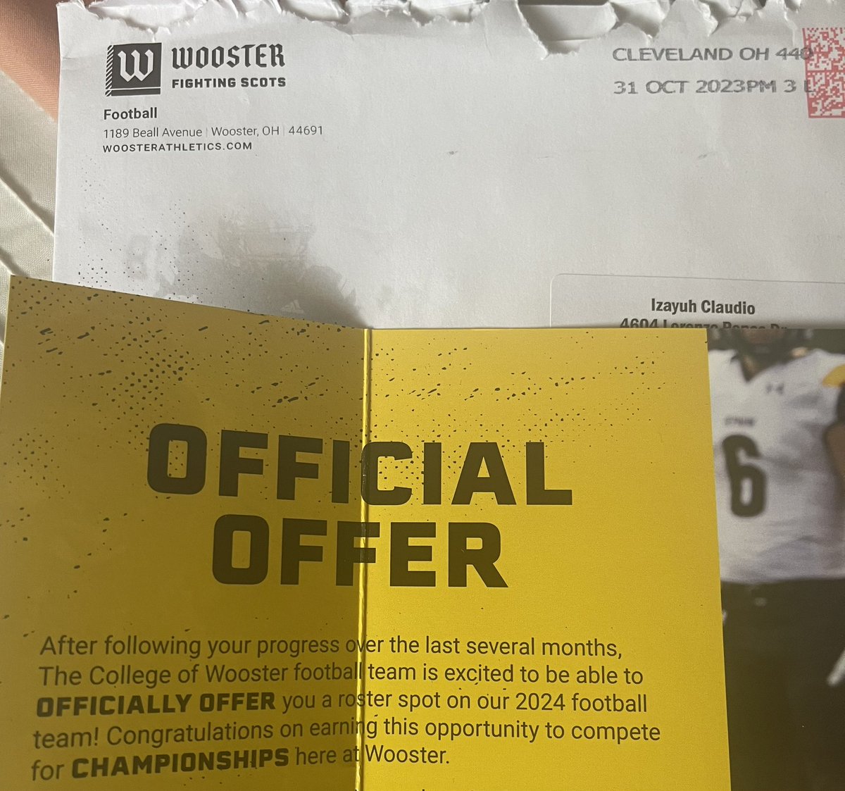 IzayuhC's tweet photo. I am Blessed to receive my 6th offer to continue my academic and athletics career at Wooster College. Thank you @Coach_Colaprete and @CoachZachDennis for all the love and support @MontwoodFB @Coachrangel_MHS @MikeTrevizo915 @RealJesseTovar @hcroyle_MHS @Prep1USA https://t.co/S0DjKfNexM
