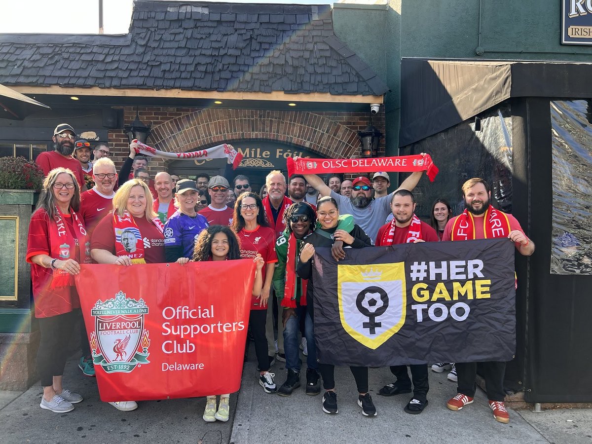 OLSCDelaware's tweet photo. What a good looking group! #OLSCDelaware held strong during today's #LIVLUT match! ⚽💪
#olscfamily #YNWA #UTR
#lovelyreds #MyPLMorning @RooneysTrolley
@LFCUSA
@LiverpoolFC https://t.co/x2tdsSaWQj