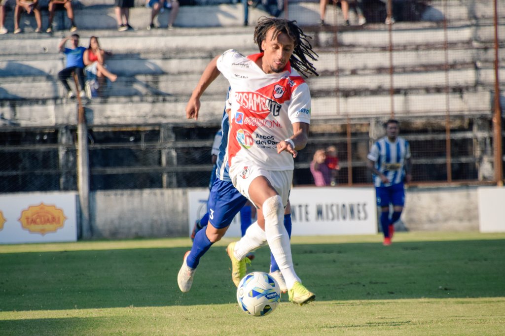 Final en Villa Sarita

#Guaraní 0 - 0 Nacional 
.
.
#VamosFranja⚪🔴⚪