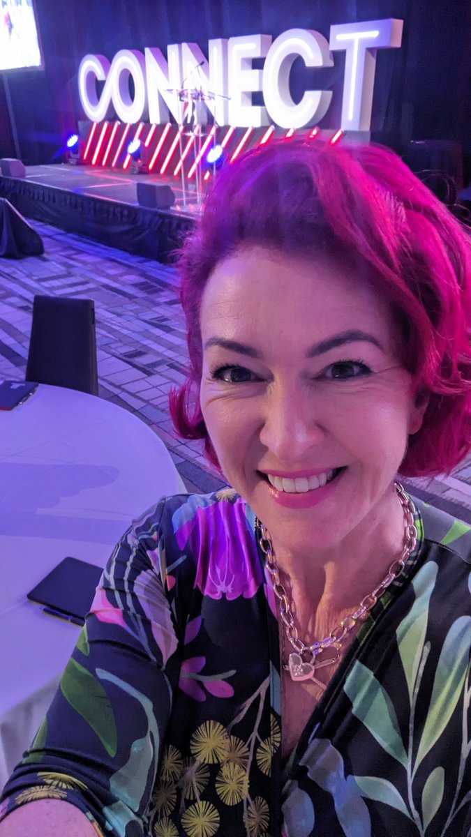 Yvonne Adele tweet media